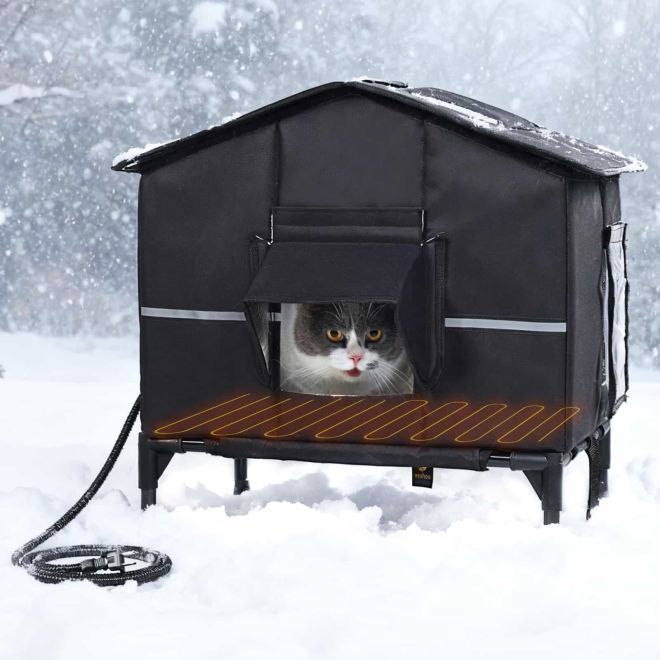 Veehoo Weatherproof Heated Outdoor Cat House Cat image1